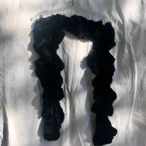 Fur Black Scarf - Picture 1 of 5